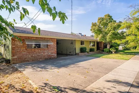1914 Garden Ave, Redding, CA 96001 photo 25
