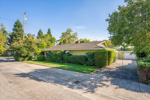 1914 Garden Ave, Redding, CA 96001 photo 27