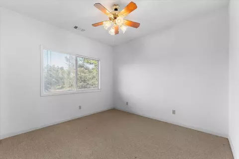 Bedroom - 21235 Albatross Way, Redding, CA 96003 photo 6 of 9