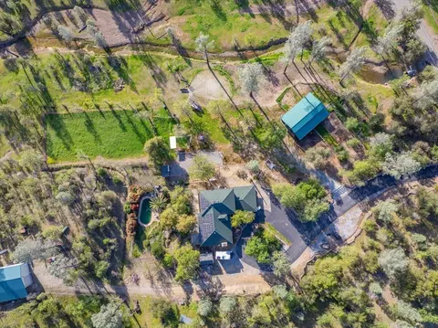 View/Area - 21235 Albatross Way, Redding, CA 96003 photo 8 of 8