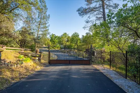 Other - 21235 Albatross Way, Redding, CA 96003 photo 1 of 28