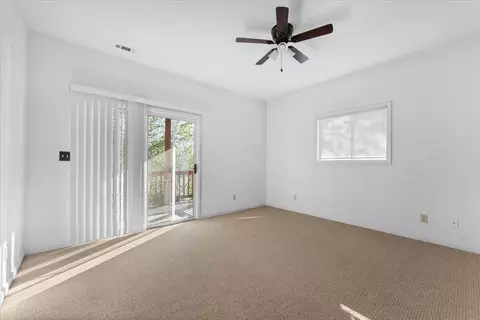 Bedroom - 21235 Albatross Way, Redding, CA 96003 photo 8 of 9