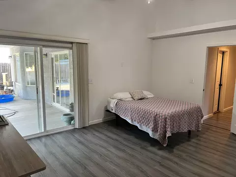 Bedroom - 5509 Mill Pond Ln, Redding, CA 96001 photo 4 of 5
