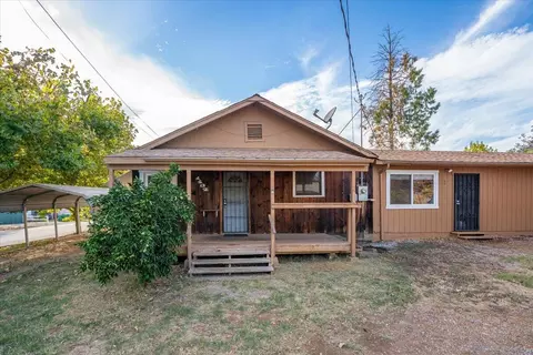 1432 Mussel Shoals Ave, Shasta Lake, CA 96019