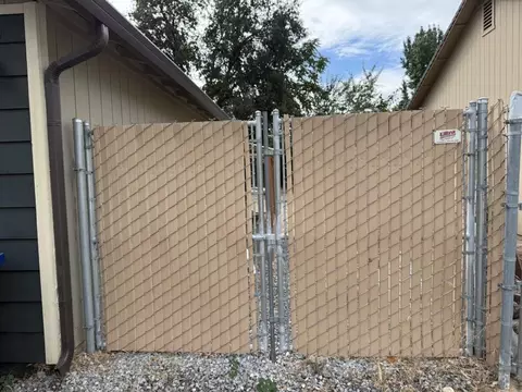 Exterior - 1893 Cirrus St, Redding, CA 96002 photo 4 of 4