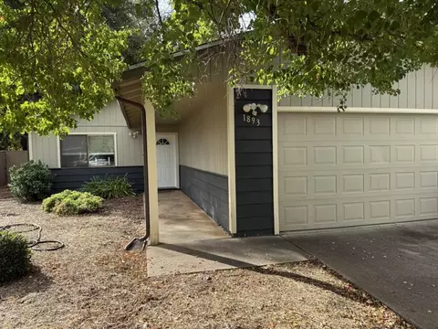 Exterior - 1893 Cirrus St, Redding, CA 96002 photo 2 of 4