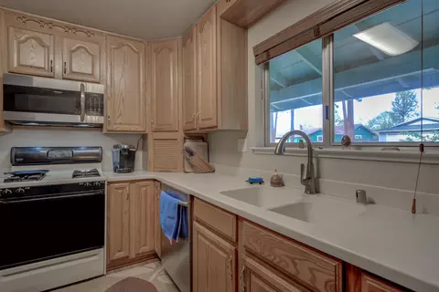 Kitchen - 20533 Burney Ct, Burney, CA 96013 photo 3 of 6