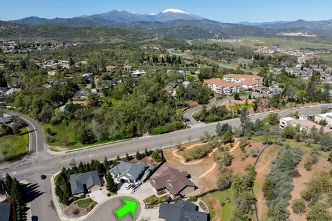 View/Area - 1300 Jen Ct, Redding, CA 96001 photo 4 of 4