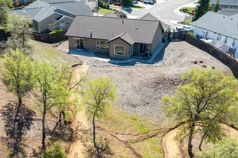Exterior - 1300 Jen Ct, Redding, CA 96001 photo 3 of 3