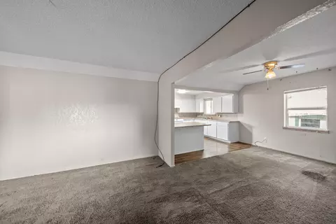 Living - 2890 Silver St, Anderson, CA 96007 photo 1 of 2