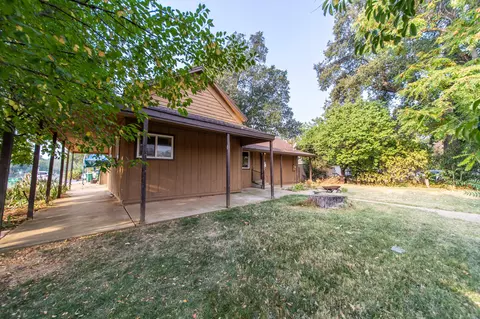 Exterior - 2890 Silver St, Anderson, CA 96007 photo 2 of 6