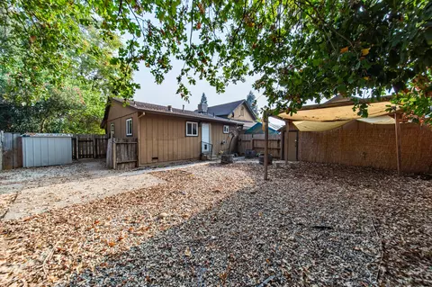 Exterior - 2890 Silver St, Anderson, CA 96007 photo 4 of 6