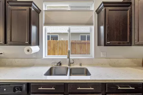 6020 Fallworth Dr, Redding, CA 96003 photo 9