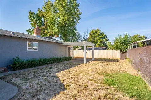 Exterior - 350 La Bray Ave, Red Bluff, CA 96080 photo 13 of 19