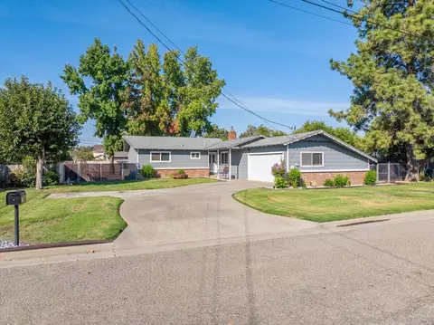 Exterior - 350 La Bray Ave, Red Bluff, CA 96080 photo 5 of 19