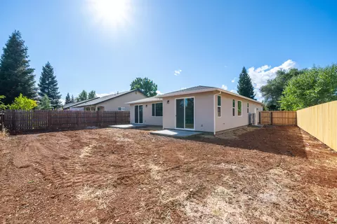 4697 Lofty Oak Dr, Redding, CA 96002 photo 25