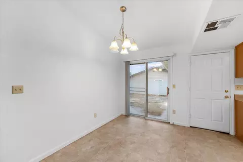 1820 Dakota Way, Redding, CA 96003 photo 10