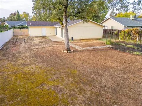 1820 Dakota Way, Redding, CA 96003 photo 25