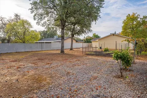 1820 Dakota Way, Redding, CA 96003 photo 39