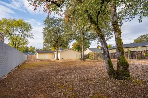 1820 Dakota Way, Redding, CA 96003 photo 41