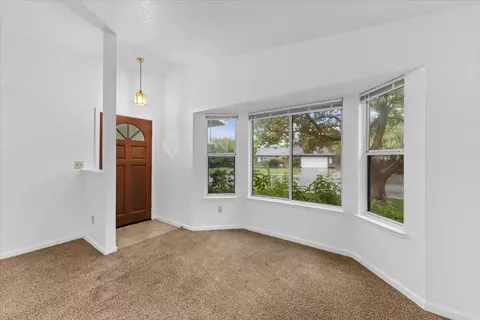 1820 Dakota Way, Redding, CA 96003 photo 6