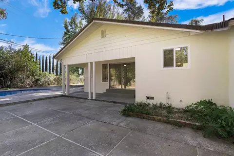 Exterior - 2163 Sycamore Dr, Redding, CA 96001 photo 10 of 13