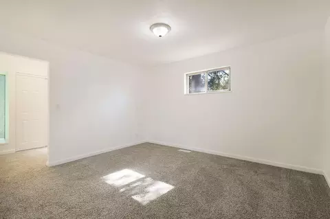 Bedroom - 2163 Sycamore Dr, Redding, CA 96001 photo 1 of 7