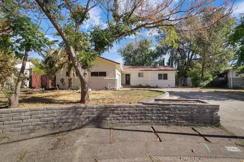Exterior - 2163 Sycamore Dr, Redding, CA 96001 photo 3 of 13