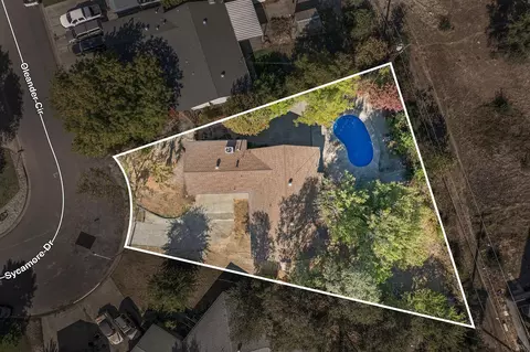 View/Area - 2163 Sycamore Dr, Redding, CA 96001 photo 4 of 7