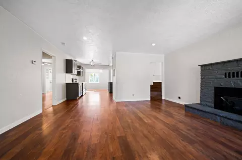 Living - 2417 Placer St, Redding, CA 96001 photo 1 of 4