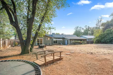 1608 Oakdale Ct, Redding, CA 96002 photo 34