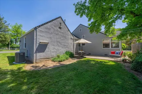 Exterior - 85 Gurnsey Ave, Red Bluff, CA 96080 photo 10 of 24