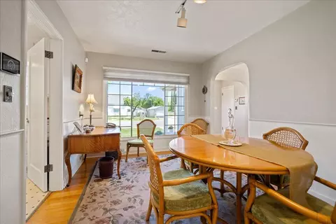 Dining - 85 Gurnsey Ave, Red Bluff, CA 96080 photo 2 of 2