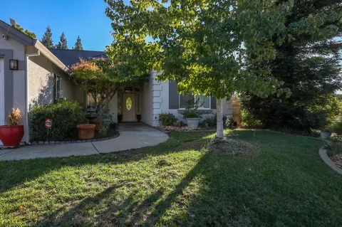 Exterior - 3875 Mario Ave, Redding, CA 96001 photo 4 of 16