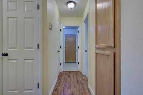 Entry Way - 306 Springer Dr, Redding, CA 96003 photo 1 of 2