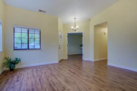 Living - 306 Springer Dr, Redding, CA 96003 photo 3 of 5