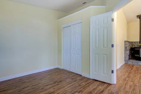Bedroom - 306 Springer Dr, Redding, CA 96003 photo 1 of 5