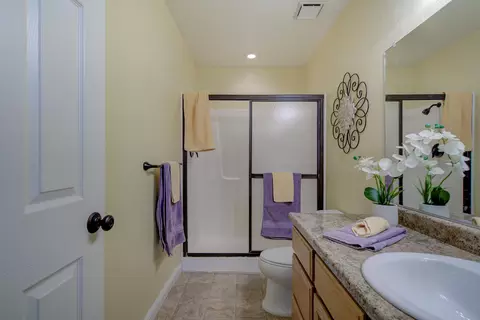 Bath - 306 Springer Dr, Redding, CA 96003 photo 2 of 3