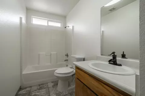 2015 Gentry Way, Red Bluff, CA 96080 photo 15