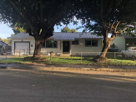 3267 Camellia St, Anderson, CA 96007