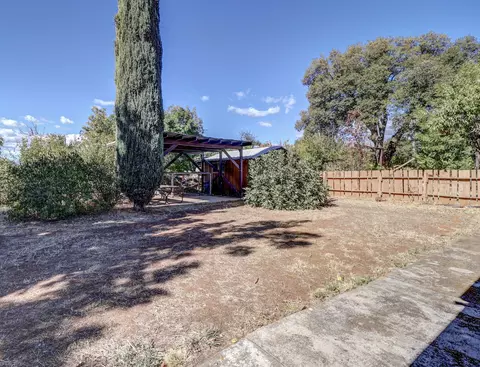 Exterior - 8606 Airport Rd, Redding, CA 96002 photo 17 of 17