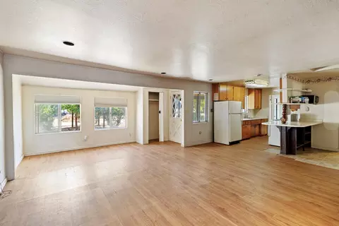 Living - 8606 Airport Rd, Redding, CA 96002 photo 2 of 8