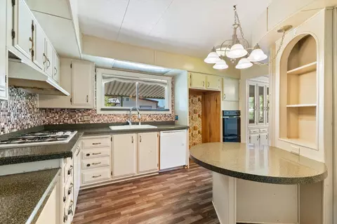 Kitchen - 4381 Eagle Nest Rd, Redding, CA 96003 photo 2 of 2