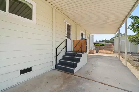 Exterior - 4381 Eagle Nest Rd, Redding, CA 96003 photo 2 of 7