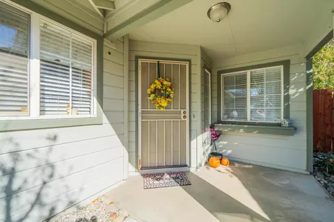 Exterior - 463 Yolla Bolly Trl, Redding, CA 96003 photo 5 of 9