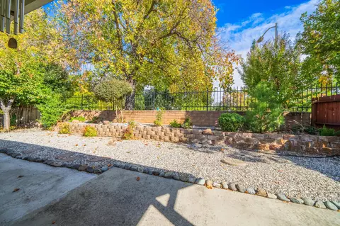 Exterior - 463 Yolla Bolly Trl, Redding, CA 96003 photo 7 of 9