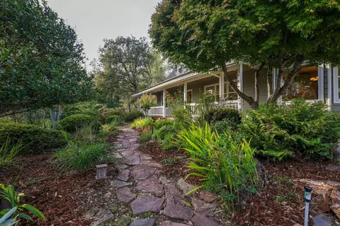 Exterior - 8149 Secluded Valley Dr, Redding, CA 96001 photo 18 of 19