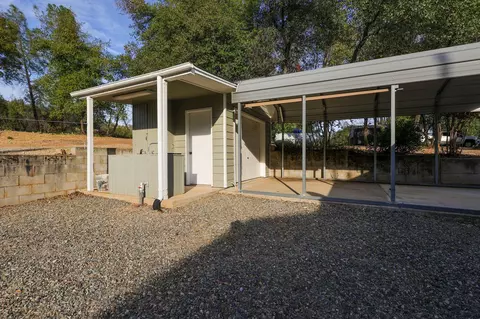 Exterior - 8149 Secluded Valley Dr, Redding, CA 96001 photo 13 of 19