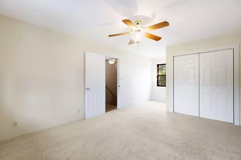 Bedroom - 8149 Secluded Valley Dr, Redding, CA 96001 photo 4 of 6