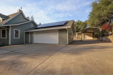 Exterior - 8149 Secluded Valley Dr, Redding, CA 96001 photo 8 of 19